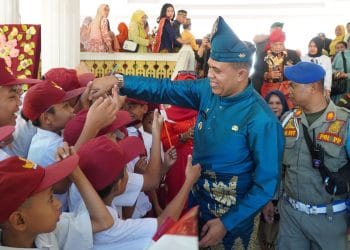 Pimpin Upacara Hardiknas, Pj Bupati Langkat titipkan Pesan Khusus ke Guru se Kabupaten Langkat