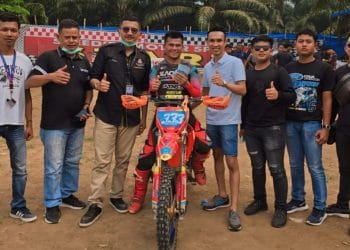 Total Hadiah Rp 65 Juta, 300 Racer Ikuti Kejuaraan Super Grastrack Trophy Dirut PT Wiranda