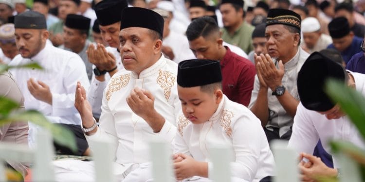 Ikuti Shalat Idul Adha di Stabat, Pj. Bupati Langkat Sebar Hewan Qurban ASN 2024