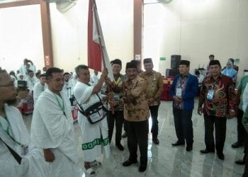 Wali Kota Binjai Lepas Keberangkatan 305 Calon Jamaah Haji Kota Binjai