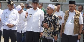 Pj Bupati Langkat Tinjau Korban Kebakaran di Kecamatan Padang Tualang 