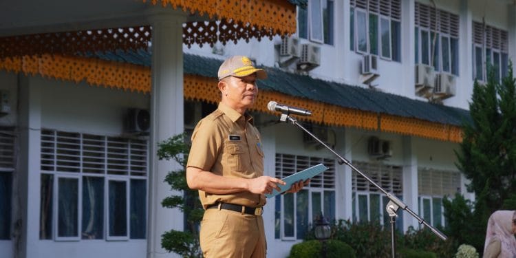 Pj. Bupati Langkat Diwakili Sekda Amril dalam Apel Gabungan, Ajak Masyarakat Sukseskan Budidaya Udang