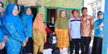 Wali Kota Binjai Beserta Ketua TP. PKK Serahkan Bantuan Sosial Kepada Kaum Dhuafa dan Anak Yatim