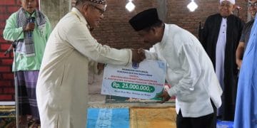 Pemko Binjai Serahkan Bantuan Hibah Kepada Masjid Pancaran Bhakti Perkampungan