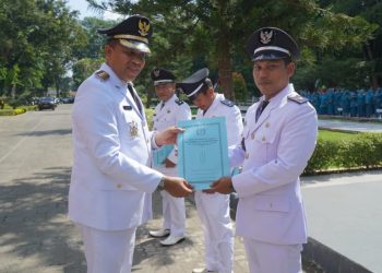 Pj Bupati Langkat Kukuhkan Perpanjangan Masa Jabatan 163 Kepala Desa: Semangat Kolaborasi Ditunjukkan dengan Jalan Kaki Bersama