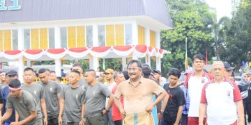 Semarak Kemerdekaan, Walikota Binjai Ikut Lomba Lari Karung Bersama Forkopimda
