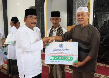 Safari Jumat, Pemko Binjai Serahkan Dana Hibah Kepada Empat Masjid di Kecamatan Binjai Selatan
