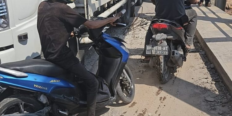 Goncangan Jembatan Sungai Mesjid Dumai Alarm Buat Masyarakat