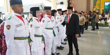 Pj. Bupati Langkat Faisal Hasrimy Kukuhkan 58 Anggota Paskibraka: Ini Tugas Mulia pada HUT RI ke-79