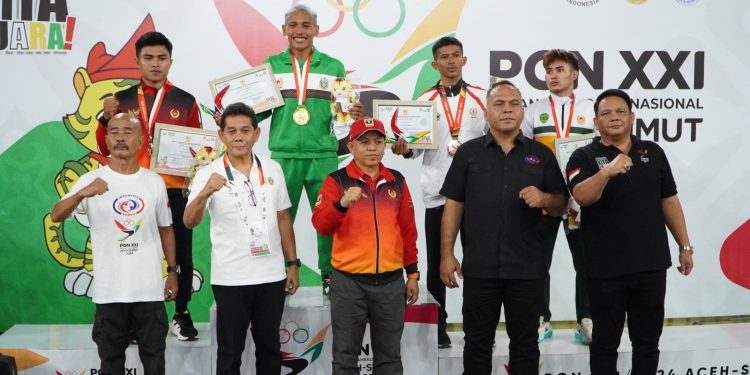 Pj. Bupati Langkat Serahkan Medali kepada Juara Cabor Sambo PON XXI Aceh-Sumut 2024: Prestasi Gemilang Atlet Nasional