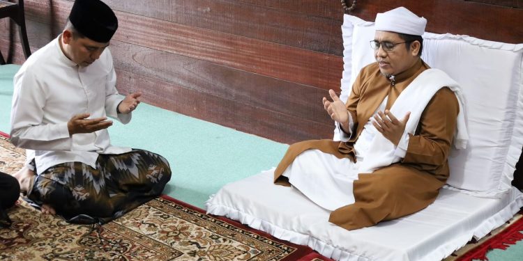 Hasan Basri Sagala Berkunjung ke Babussalam Temui Tuan Guru