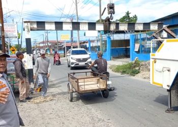 Usai Diprotes Warga, Dishub Binjai Akhirnya Pasang Portal di Jalan MT Haryono