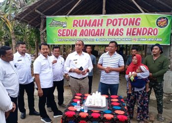 Keripik Cinta Mas Hendro Peduli Sosial Dapat Apresiasi Dari Bupati