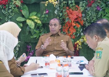 Pj Bupati Langkat Tekankan Pengendalian Inflasi dan Percepatan Pengangkatan Kepala Sekolah dalam Zoom Meeting Nasional