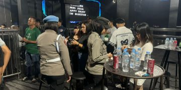 Diskotik New Blue Star Digrebek Polisi