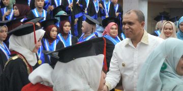 Pj. Bupati Langkat: Lulusan Akbid Harus Berikan Pelayanan Kesehatan Prima kepada Masyarakat