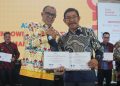 Pj Bupati Langkat Faisal Hasrimy Terima “Mohammad Syafei Awards”: Dorong Pembelajaran Berpihak pada Anak