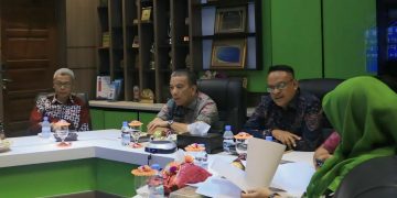 Sekda Kota Binjai Hadiri Penganugerahan Hasil Penilaian Kepatuhan Penyelenggaraan Pelayanan Publik Tahun 2024 Secara Virtual