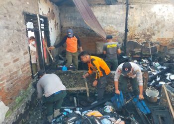 Kobaran Api Lahap Habis Gedung Perpustakaan SD Negeri 025282 di Binjai Utara