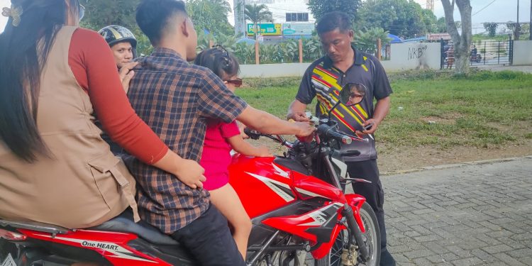 Supaya Gak Hilang, Pengendara Roda Dua Wajib Tunjukkan STNK Saat Parkir di Taman Cadika