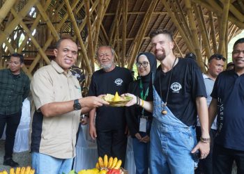 Pj Bupati Langkat Resmikan “Desa Daur Ulang”: Langkah Nyata Wujudkan Lingkungan Bersih dan Lestari
