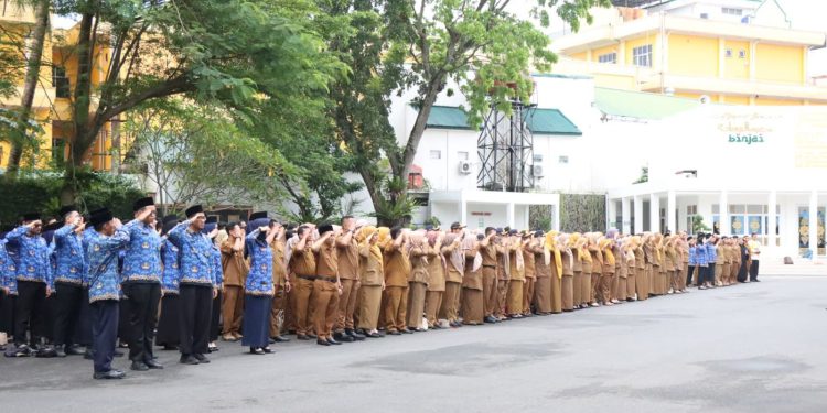 Sekdako Binjai Pimpin Pengambilan Sumpah Janji PNS di Lingkungan Pemko Binjai 