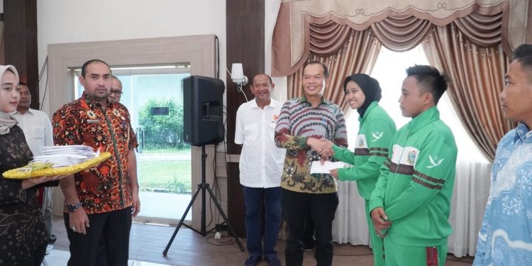 Sekda Langkat Buka Bimtek KONI 2024: Komitmen Wujudkan Prestasi Olahraga yang Lebih Baik