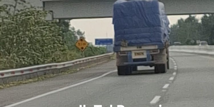 Jalan Tol Permai Bergelombang Tak Nyaman Dilalui