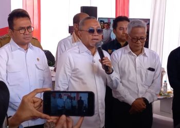 Menko Pangan Zulhas Tinjau Kebun Tebu dan PT SGN Unit PGKM