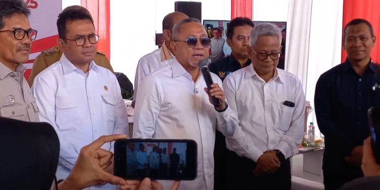 Menko Pangan Zulhas Tinjau Kebun Tebu dan PT SGN Unit PGKM