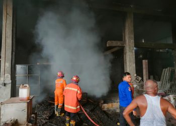 Pabrik Dupa Namuterasi Terbakar Rugi Rp 10 Juta