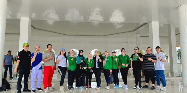 Seribuan Warga Meriahkan Minggu Bugar Bersama Disporasu dan KORMI