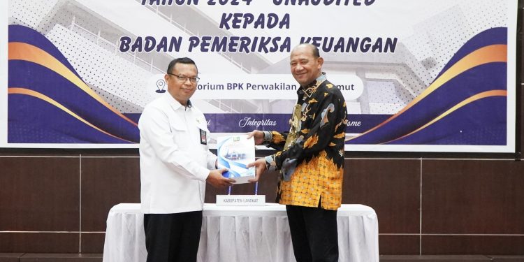Bupati Langkat Serahkan Laporan Keuangan ke BPK Sumut, Optimis Raih WTP