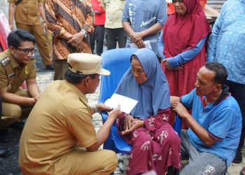 Wali Kota dan Wakil Wali Kota Binjai Tinjau Lokasi Kebakaran di Kelurahan Sukaramai
