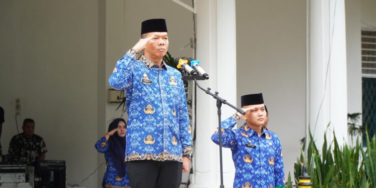 Bupati Langkat Tegaskan Efisiensi Anggaran dan Disiplin ASN di Upacara HKN