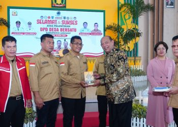 Bupati Langkat Syah Afandin Kukuhkan DPD Desa Bersatu, Dorong Desa Jadi Kekuatan Daerah