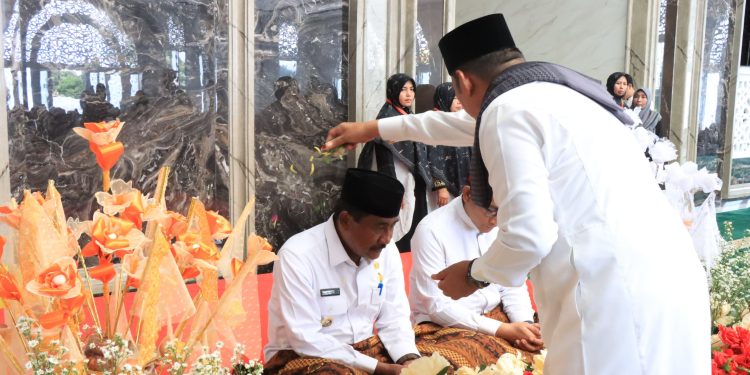 Wali Kota dan Wakil Wali Kota Binjai Hadiri Halalbihalal dan Tepung Tawar Jamaah Calon Haji