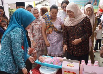 Ny. Endang Kurniasih Dukung Pekan Imunisasi Dunia, Tekankan Komitmen Wujudkan Generasi Emas 2045