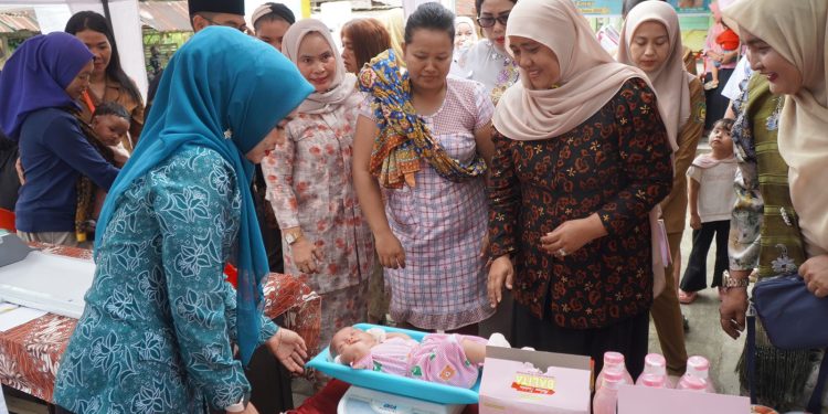 Ny. Endang Kurniasih Dukung Pekan Imunisasi Dunia, Tekankan Komitmen Wujudkan Generasi Emas 2045