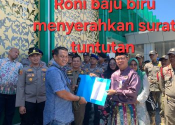 Aliansi Masyarakat Dumai Menggelar Aksi Demo Depan MPP AMN Menuntut Penegakan Perda Hiburan