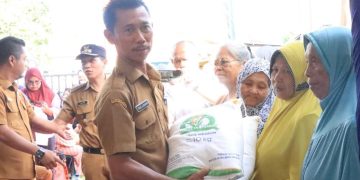 Wali Kota Binjai Tinjau Langsung Peluncuran Penyaluran Bantuan Pangan Beras Tahun 2025