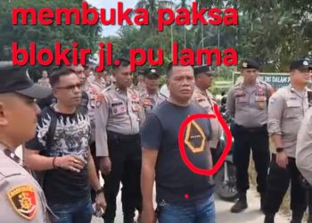 Riduan Blokir Jalan PU Lama Terjadi Antrian Panjang, Pemuda Turun Tangan Membuka Paksa Blokir