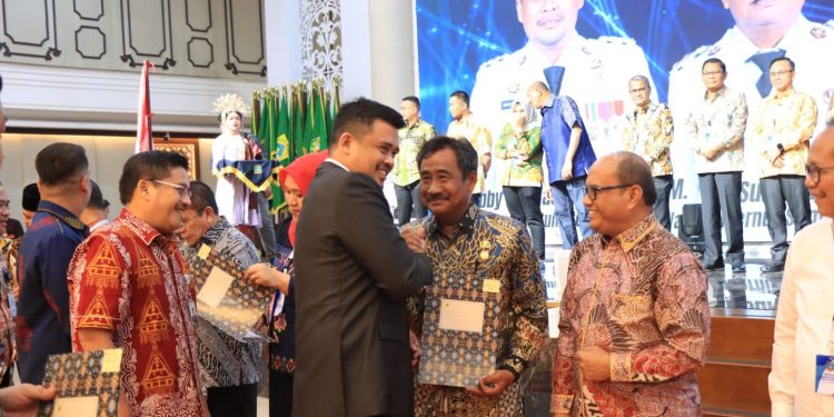 Wali Kota Binjai Hadiri Penyerahan DBH Se-Sumut Tahun 2025, Komitmen Gunakan Secara Akuntabel untuk Kesejahteraan Masyarakat