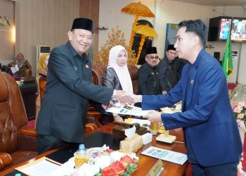 Bupati Langkat Hadiri Pengesahan P-APBD 2025, Tekankan Efisiensi Anggaran