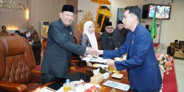 Bupati Langkat Hadiri Pengesahan P-APBD 2025, Tekankan Efisiensi Anggaran