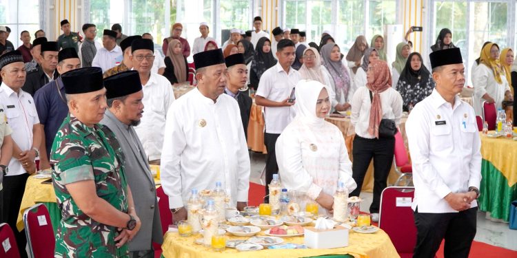 Bupati Syah Afandin Ajak Masyarakat Teladani Akhlak Rasulullah