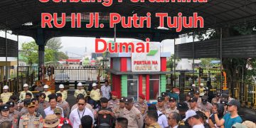 50 Tahun Usia Kilang Pertamina RU II Dumai Sudah Saatnya Dilakukan Peremajaan Secara Total Disampaikan MPPMS Depan Gerbang Kilang Minyak Pertamina