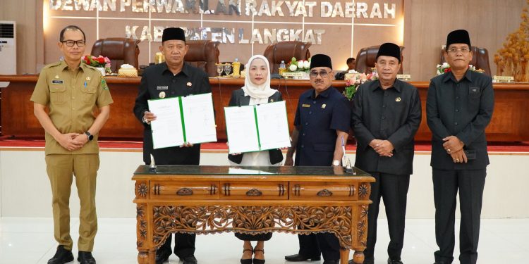 Syah Afandin Sahkan Penyertaan Modal untuk Perseroda Langkat Setia Negeri