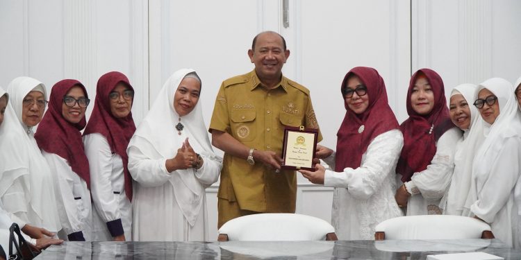 Bupati Langkat Syah Afandin Dukung Pendirian Pesantren Lansia Husnul Khotimah