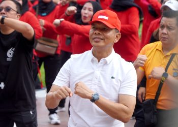 Gerak Jalan Santai Semarakkan HKN ke-61, Sekda Langkat Ajak Warga Hidup Sehat